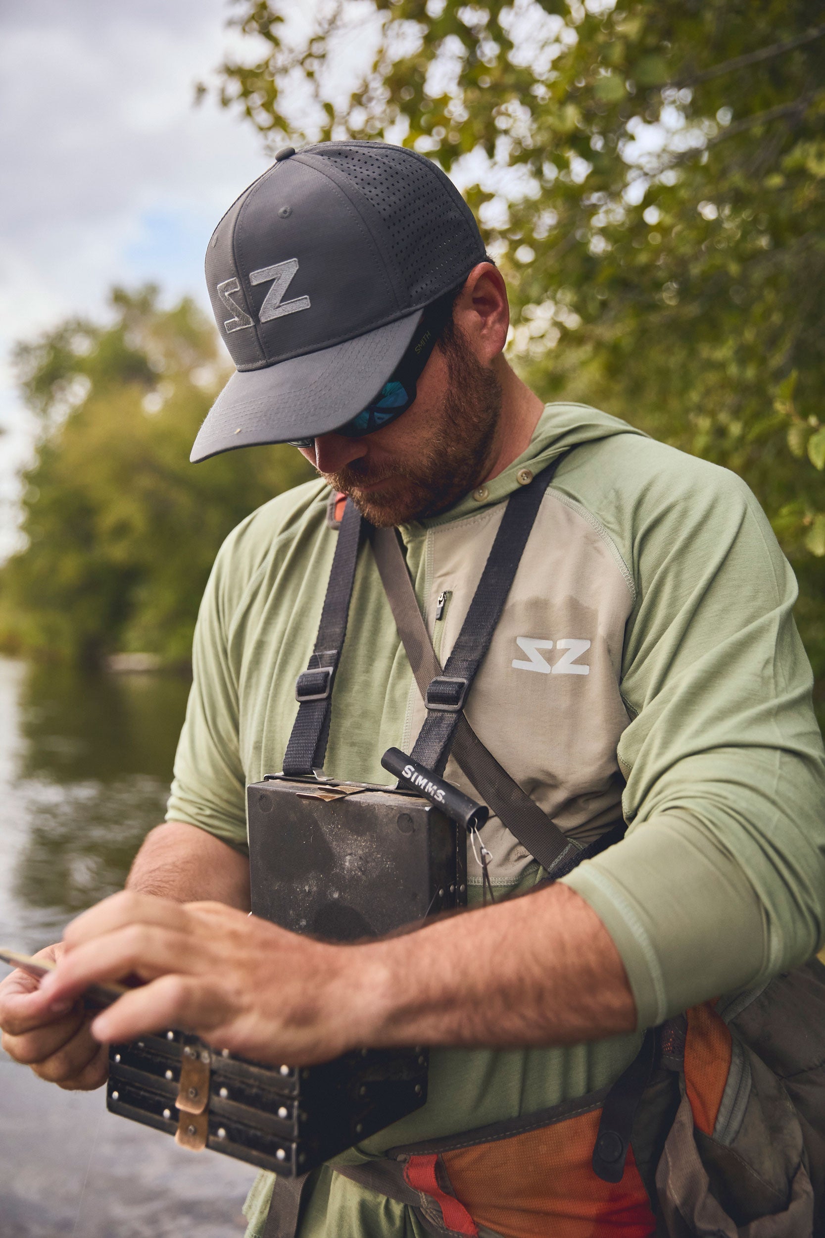 (取寄) セージ サン ブーディ Sage Sun Hoodie  Pepper Bamboo Sun Hoodie UPF 30+ Sun Protection - Sage – Steely Zips